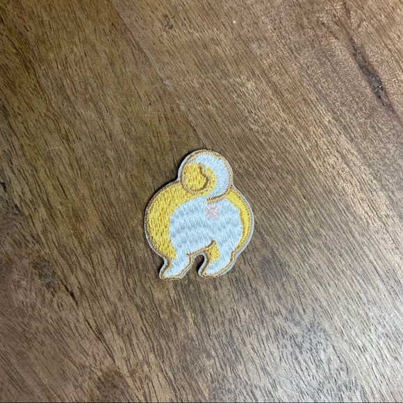 Dog butt iron on patch - Picture 1 of 4